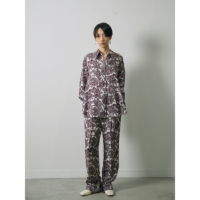 【CPN25%OFF対象】RAYON SILK FLOWER PATTERN RELAX PANTS